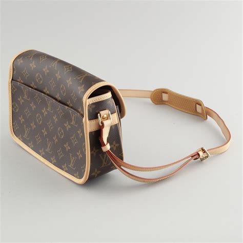 best small louis vuitton bag.